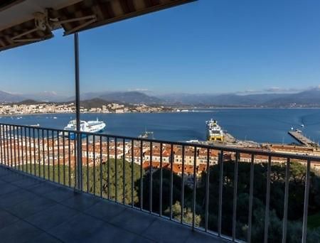Appartement Avec Vue Mer Exceptionnelle Ajaccio  Exteriör bild