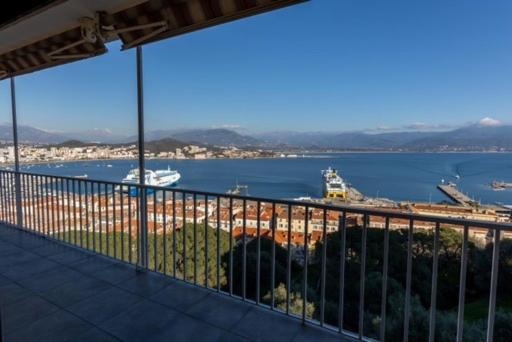 Appartement Avec Vue Mer Exceptionnelle Ajaccio  Exteriör bild